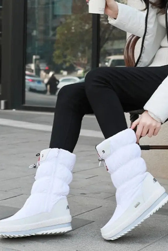 Camille | Women's Waterproof Snow Boots Quilted Flat Sole